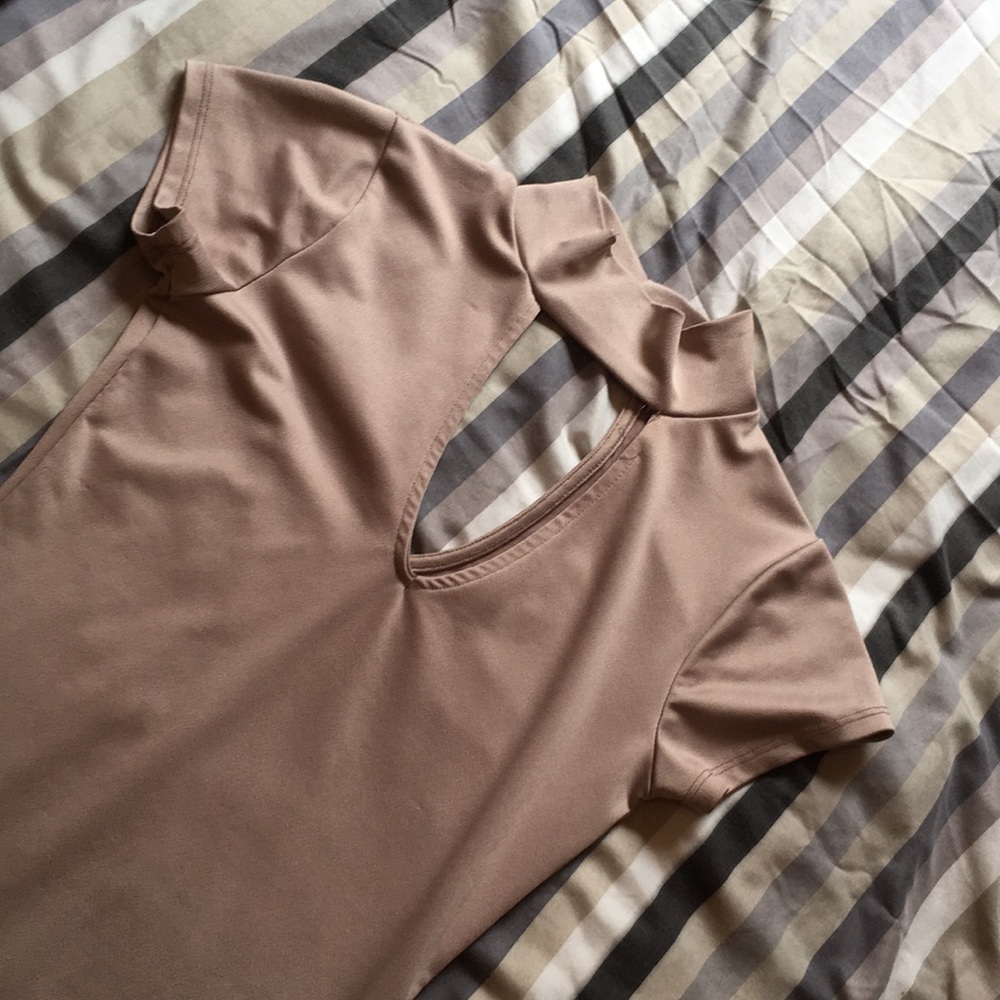 Women’s dress
